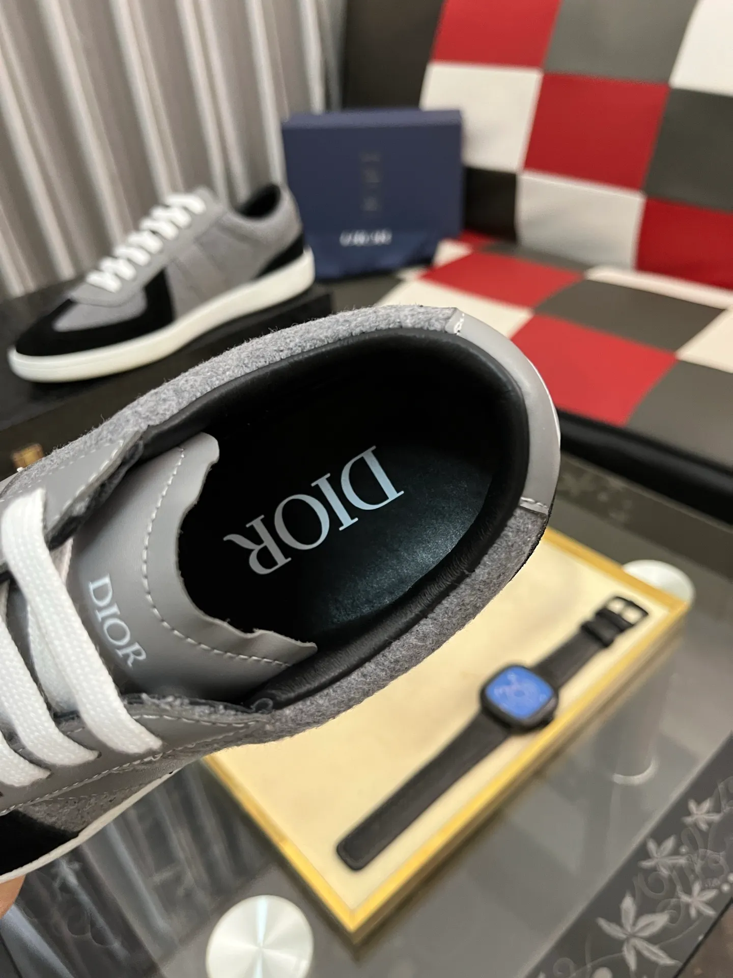 Men's shoes 💰400⌚️⌚️ 【Dior*DIAO】original quality.~ Unique modern style sneakers. 🏃A must-have casual shoe for trendy men😍😍 Original brand imported from Italy, imported original leather, sheep lining (refuses to discolor and grind feet) Sole: Original sole provided by the original factory, French lazy style design ⚠️Fit to the feet, original quality, super comfortable original sole. Code number: 38-443️⃣Colors available